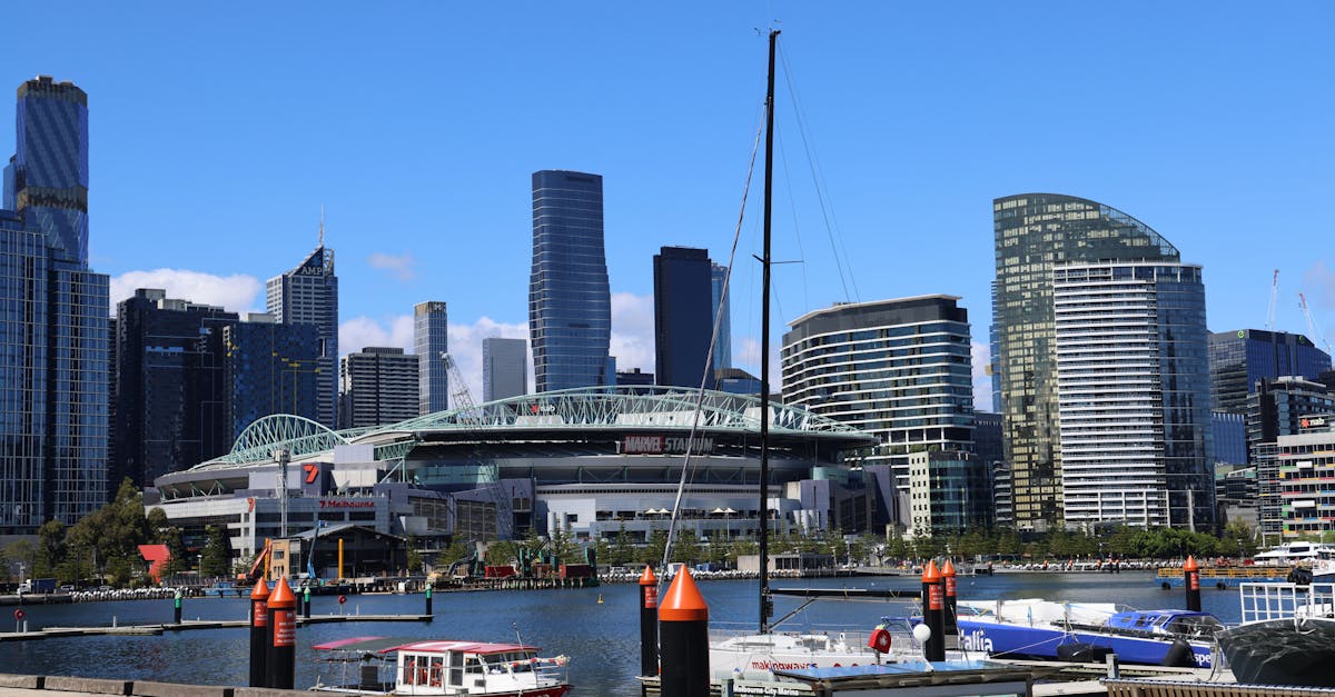 Comparing Payment Platforms for Self-Drive Boat Hire in Melbourne