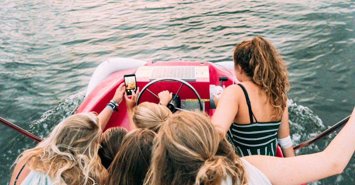 Essential Tips for Finding Affordable Boat Hire Options
